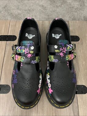 Dr. Martens 8065 Vintage Floral Mary Jane Shoes NWOT size 8